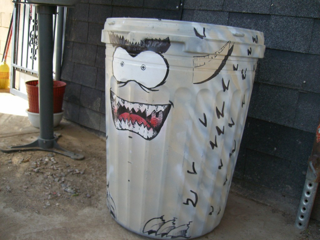 TRASH MONSTER